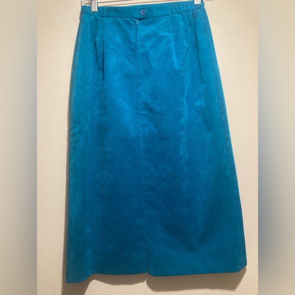 Vintage Adolph Schuman ultra suede skirt - Picture 2 of 7